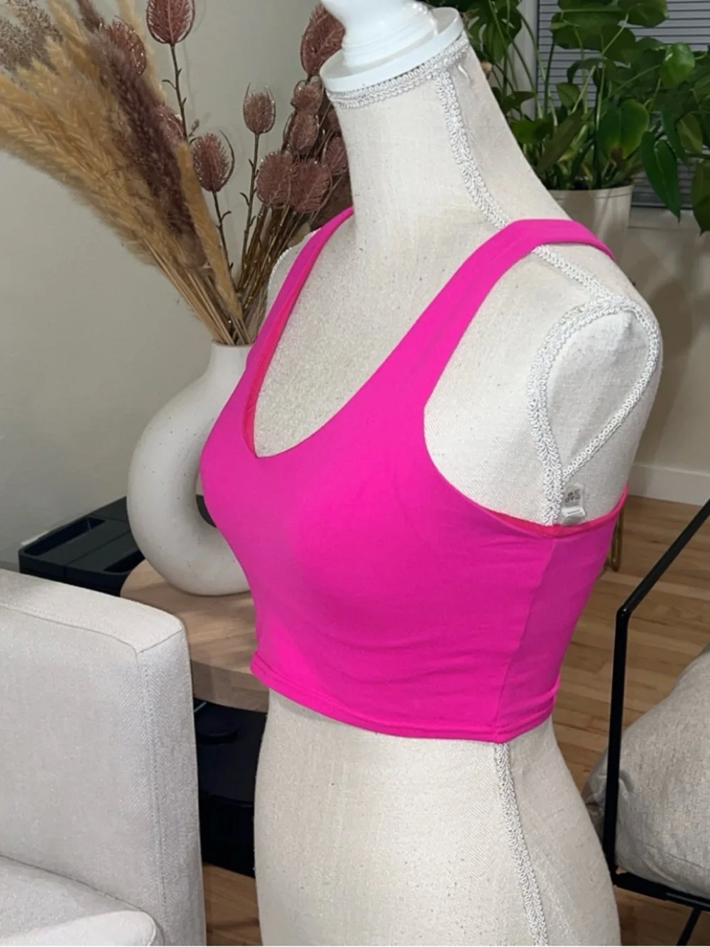ALO YOGA Real Bra Tank Bright Pink